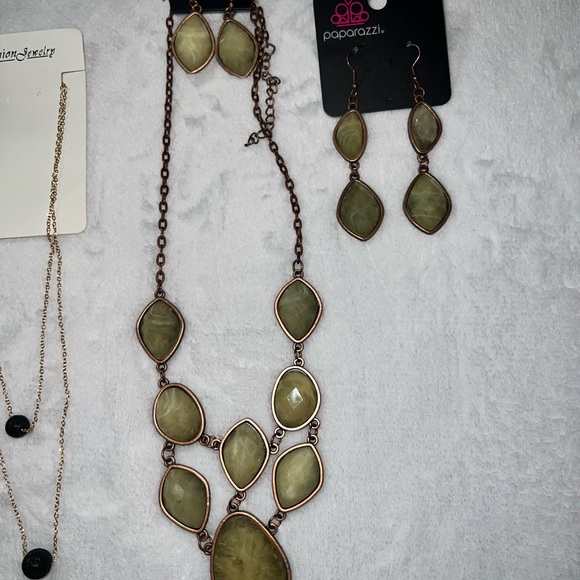 Jewelry Bundle - Picture 4 of 4